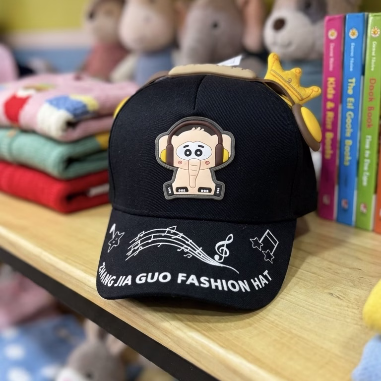 Gorra Elefante Audífonos Negra
