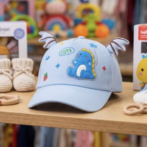 Gorra Con Alitas Dino Cute Azul Celeste